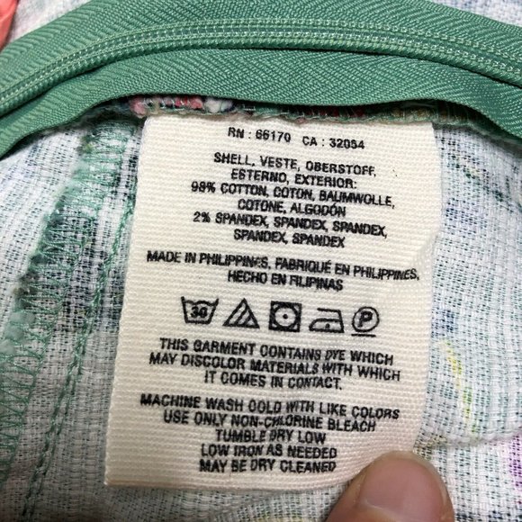 Anthropologie Cartonnier Floral Print Shorts - Picture 12 of 12